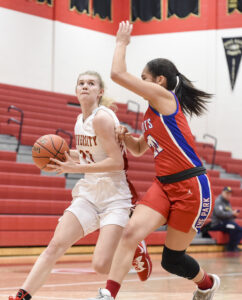 University alum Ashten Boggs has impressive freshman basketball season at Edinboro